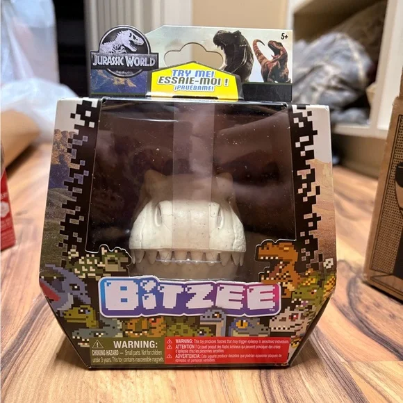 Bitzee Jurassic World edition - Picture 6 of 10